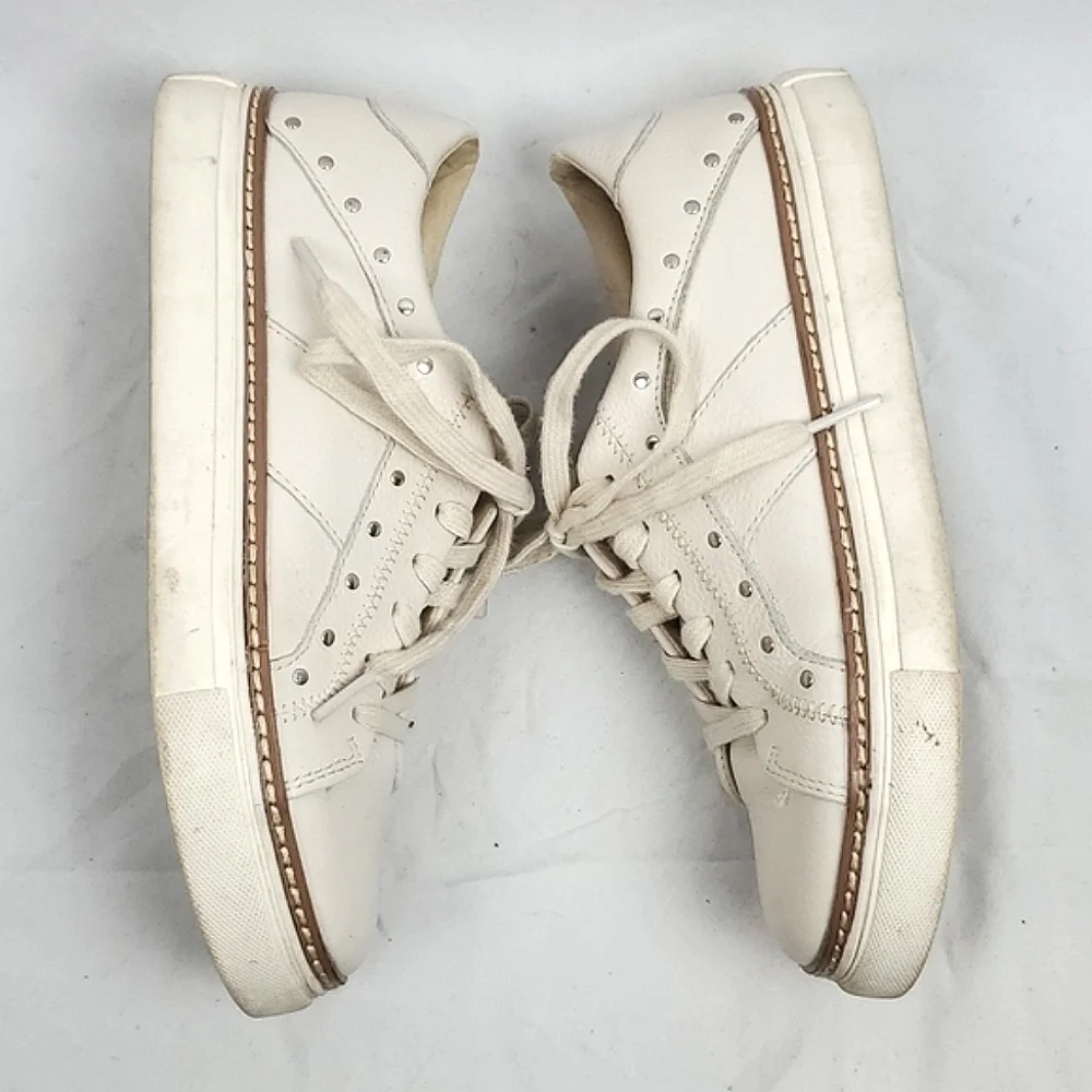 Crown Vintage Kalinda Pebbled‎ Leather Sneaker